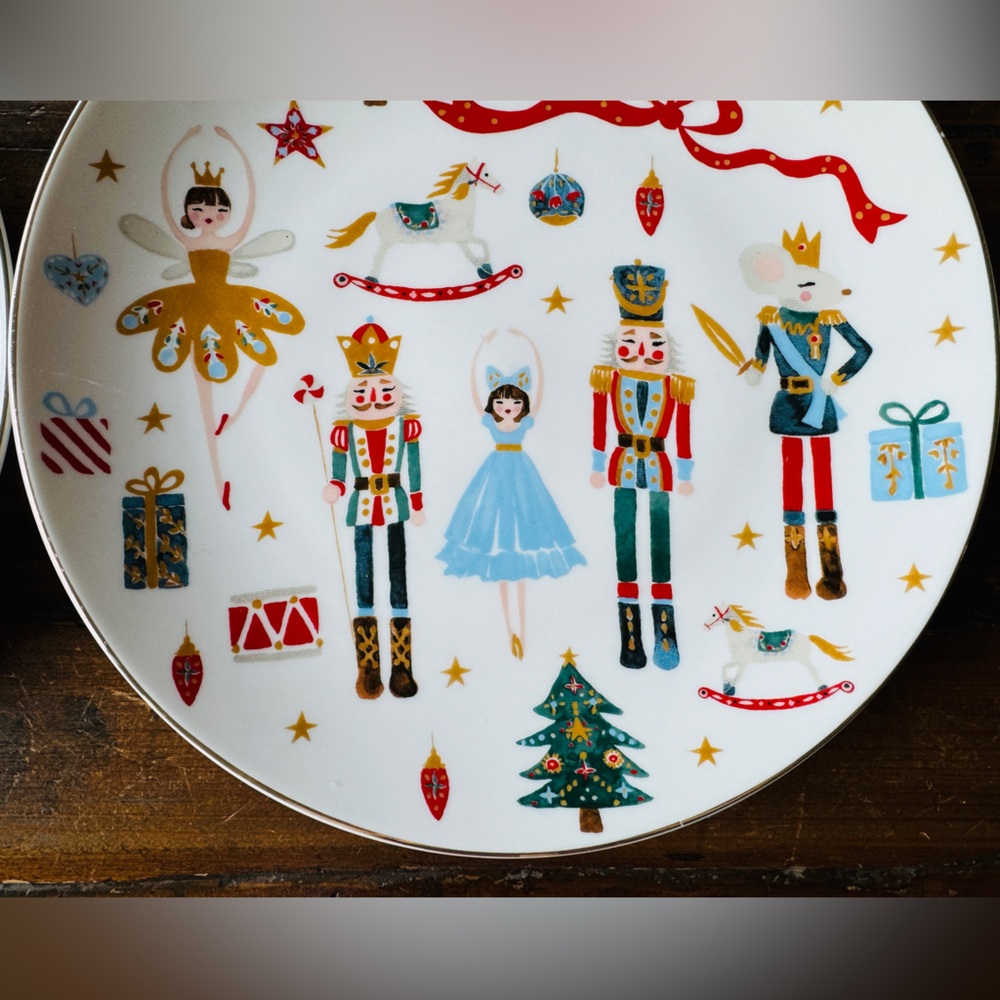 Christmas Nutcracker Salad Plates Set of 2 - Picture 2 of 5
